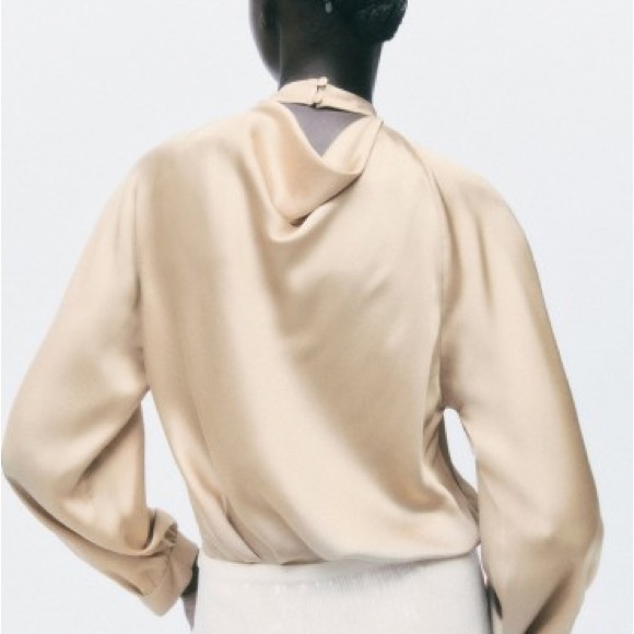 Zara flower appliqué satin effect top NWT - Picture 6 of 8